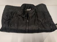 SLEEVELESS BLACK JACKET